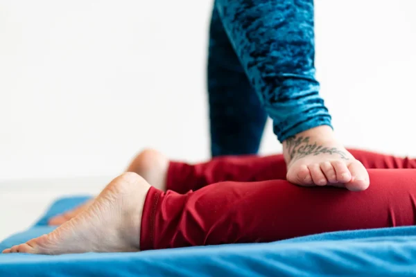 Ayurvedinen paineluhieronta (45min) – Shakta Turku - Image 3